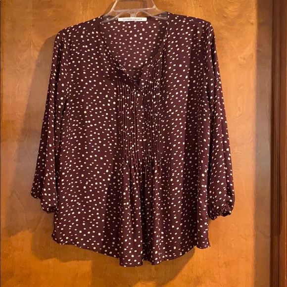 Boutique Blouse - Picture 3 of 3